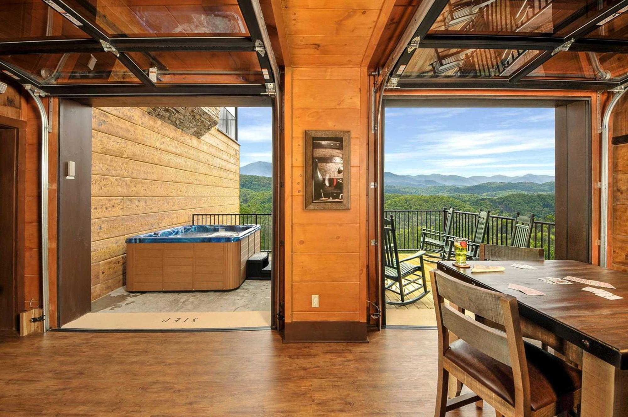 Vila Skyview Mansion:13Bdrm, 17Bath, Sleeps 70, Indoor Pool, Amazing Views Pigeon Forge Exteriér fotografie